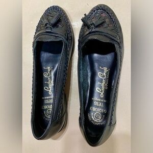LEATHER CRAFT WOMENS BLACK MOCCASIN SIZE 5.5